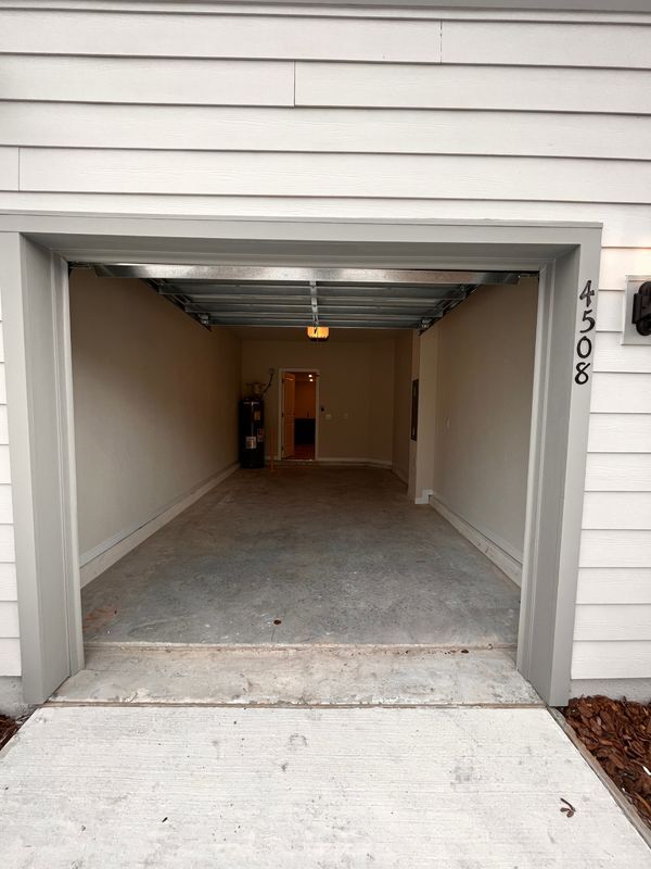 Building Photo - 4508 Sparkling Shell Ave