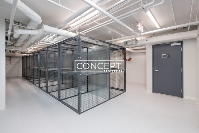 Building Photo - 334A Harvard St. Unit 7