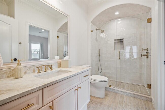 Building Photo - 6206 Piping Rock Ln