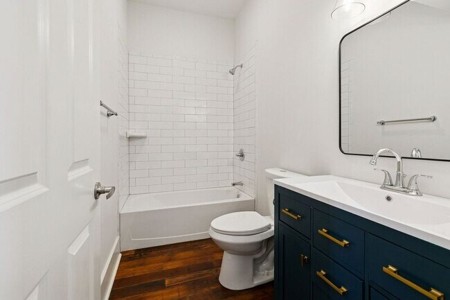 Building Photo - 2320 St Andrew St