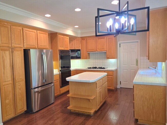 Building Photo - Spacious 5-Bedroom Danville Home with Dramatic High Ceilings & Flexible Living Areas