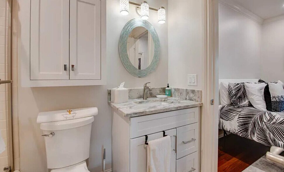 Building Photo - 120 Angela St