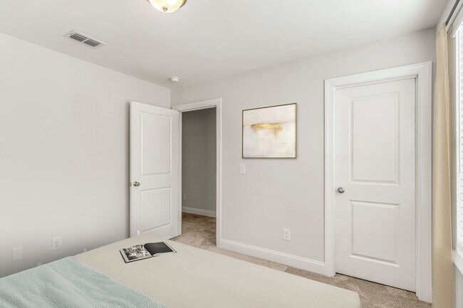 Building Photo - 418 Butler Rd