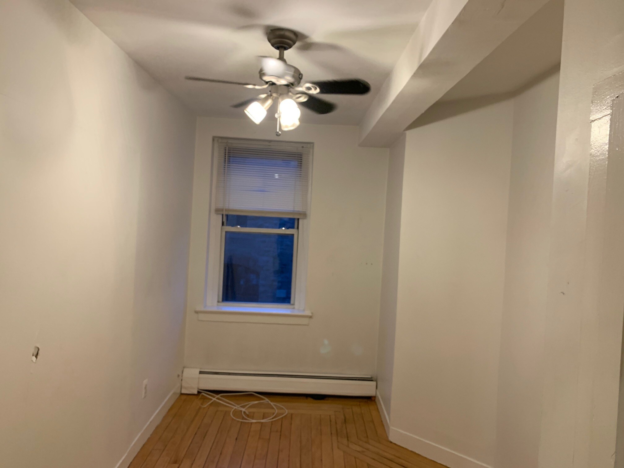 Building Photo - 378 Thames St