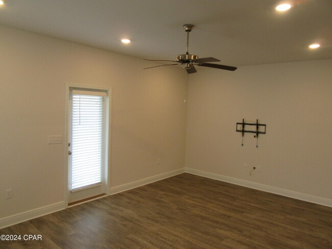 Building Photo - 1612 Caleigh Ct