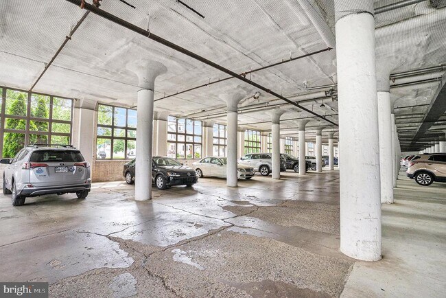Building Photo - 21 S VALLEY FORGE Rd