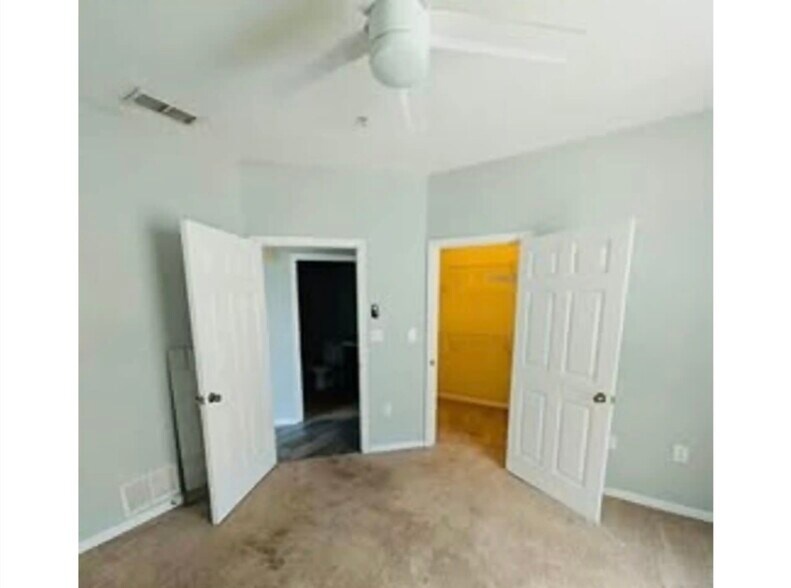 Building Photo - 2402 Courtney Meadows Ct