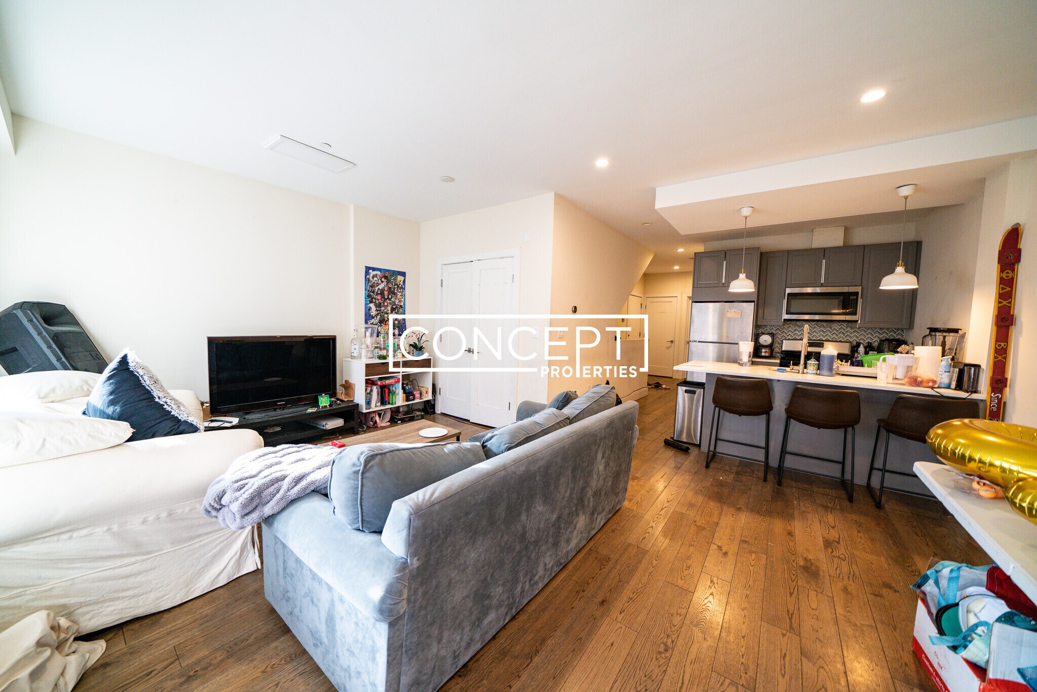 Building Photo - 988 Tremont St