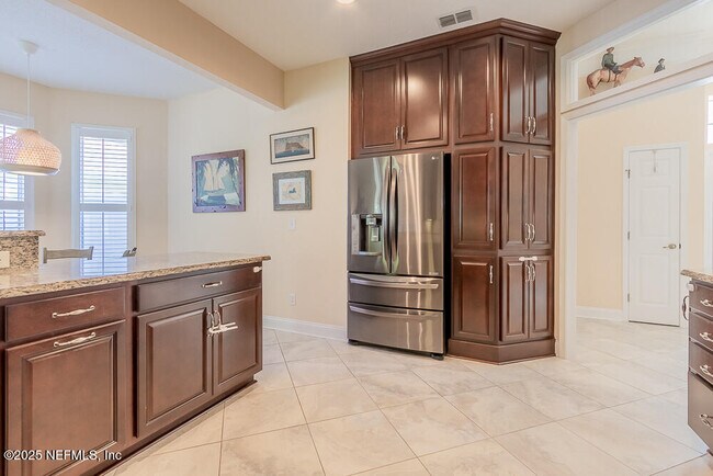 Building Photo - 8543 Glenbury Ct N
