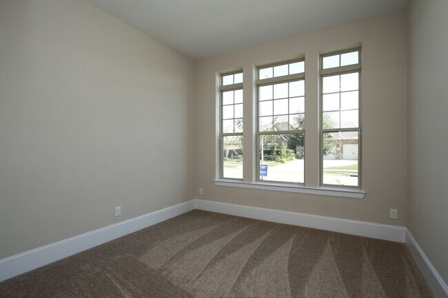 Building Photo - 27018 Cheyenne Crest Ln