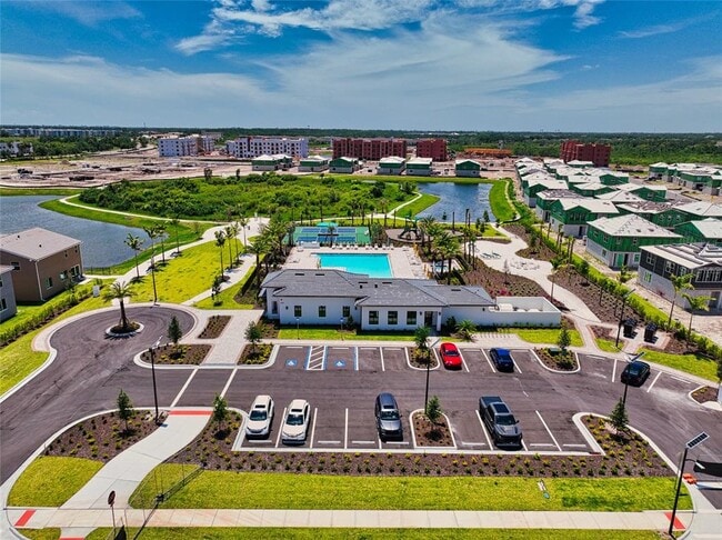 Building Photo - 12616 Cades Bay Cir