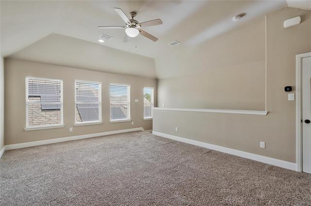 Building Photo - 855 Forest St