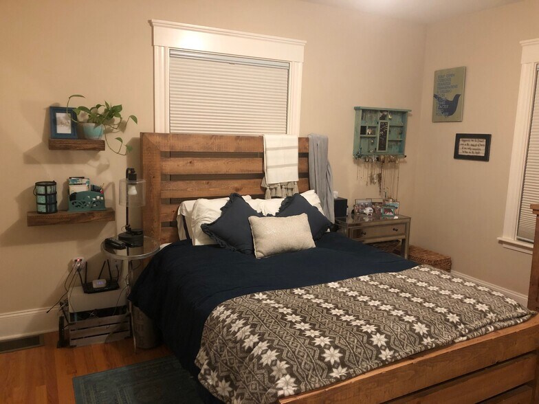 Main Bedroom - 147 Hudson St