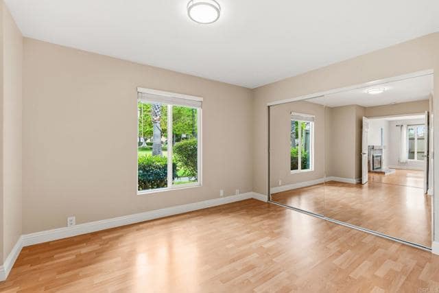 Building Photo - 10575 Caminito Glenellen