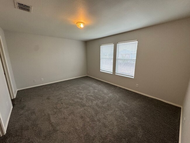 Building Photo - SPACIOUS 4 BR ON A CUL-DE-SAC W/ 2 LIVING AREAS & 2 EATING AREAS*STORAGE SHED*COVERED PATIO*EASY ...