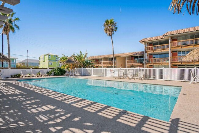 Building Photo - 1412 Eleventh Street-SI FL2-ID1023183P