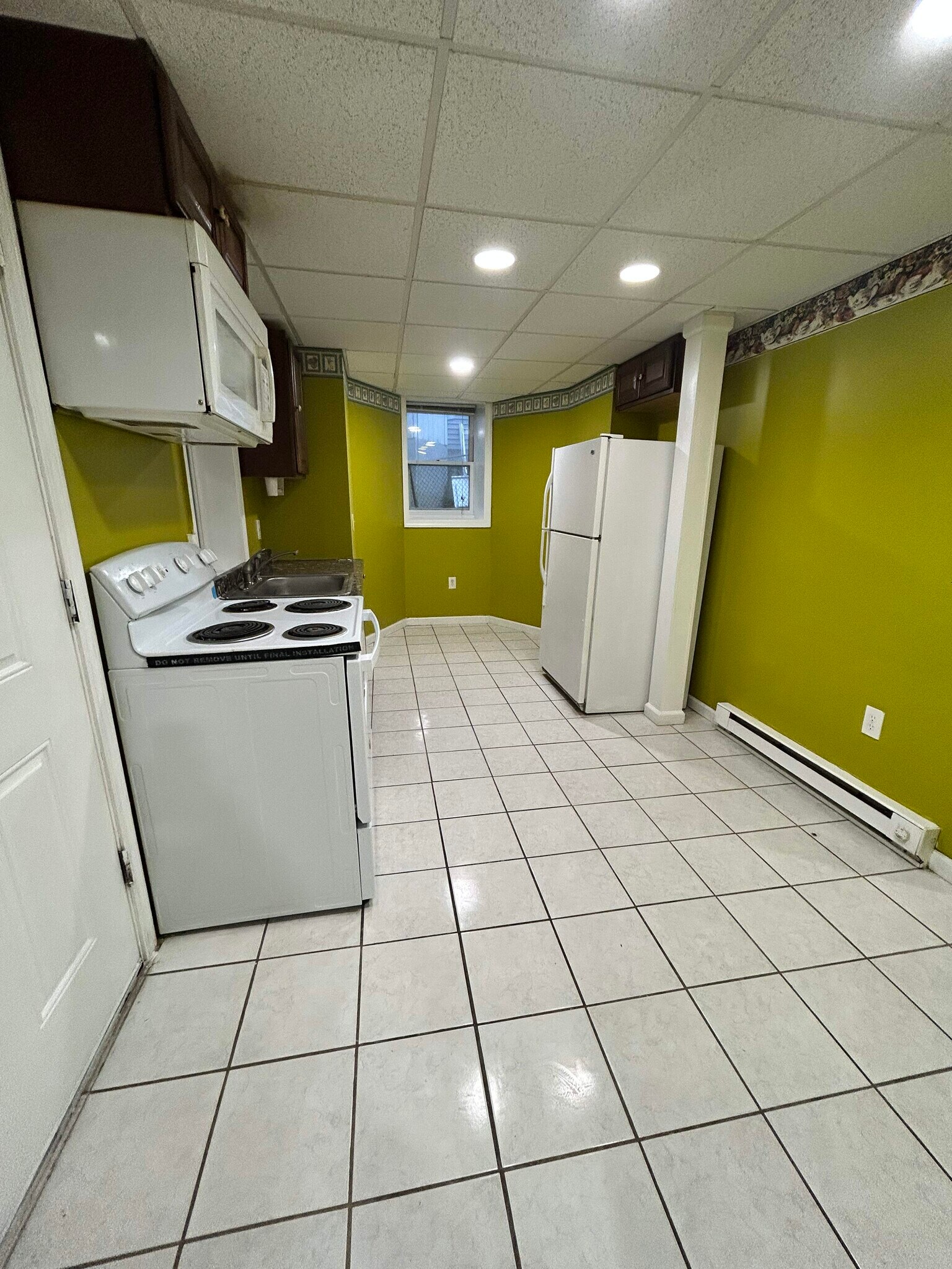 Building Photo - 50 Grand St