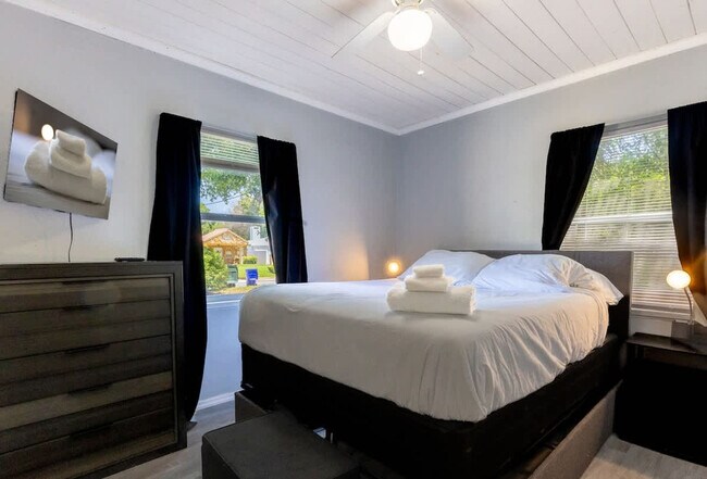 Building Photo - 123 Oconee St