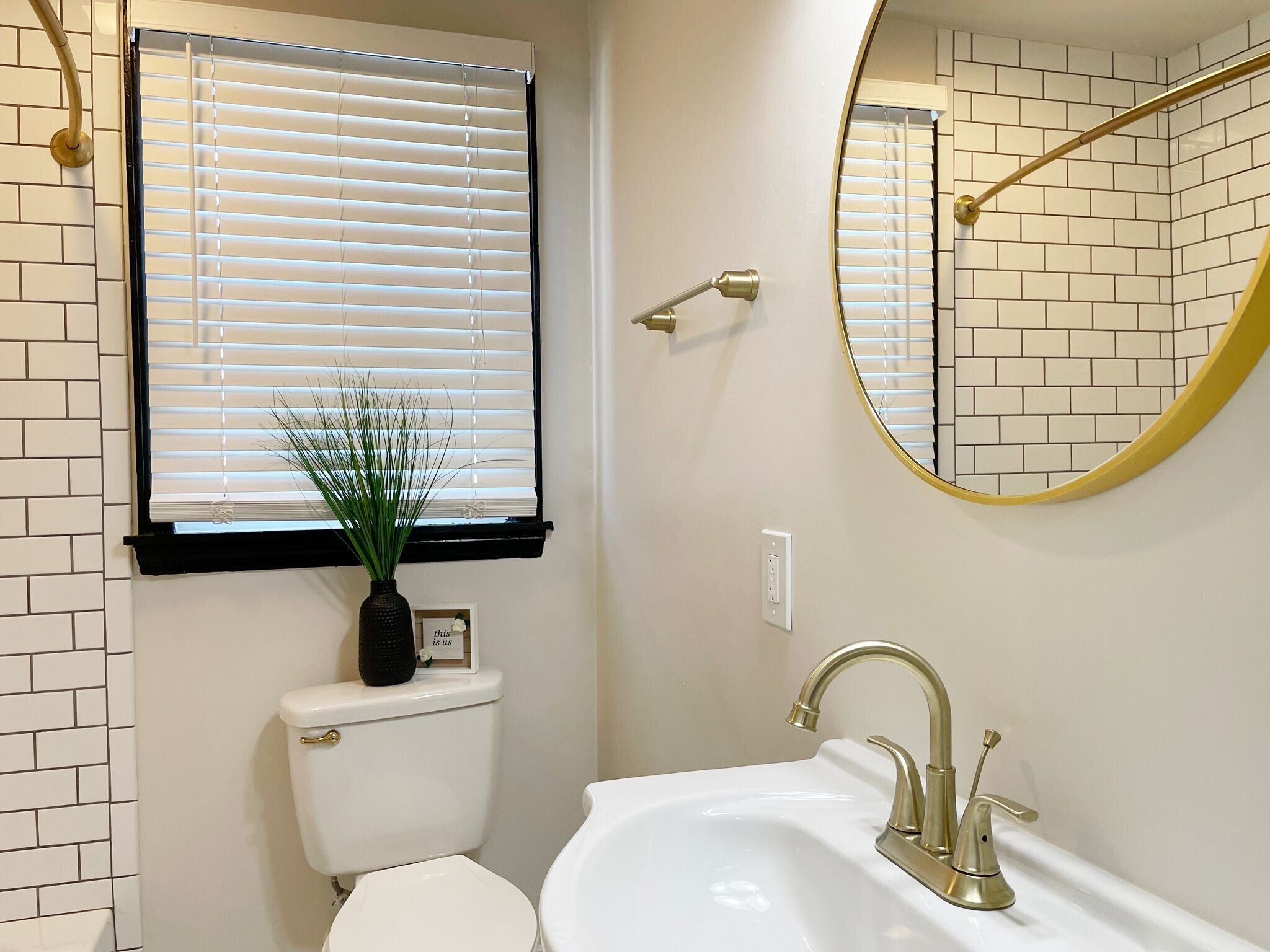 Building Photo - 500 5th St