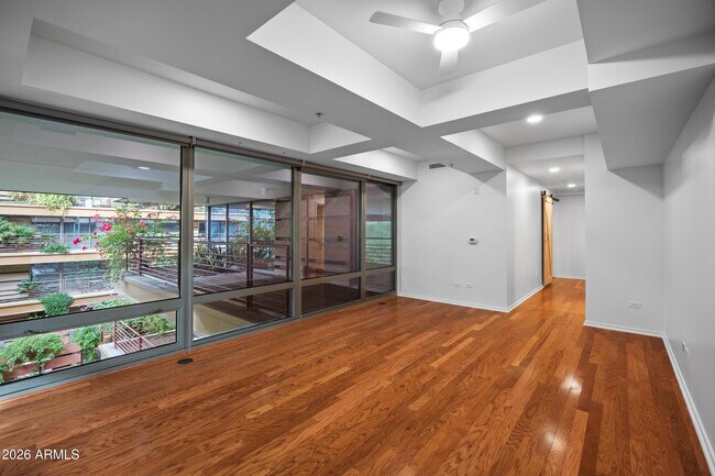 Building Photo - 7141 E Rancho Vista Dr