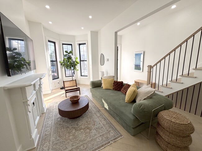 1st floor Living Room - 592 Bramhall Avenue