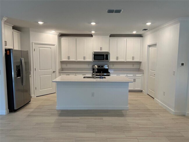 Building Photo - 16831 Forge Surf St