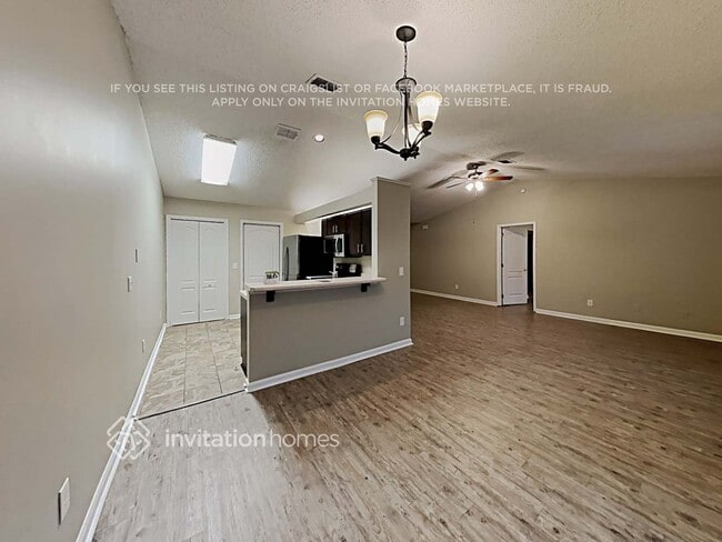 Building Photo - 9562 Sugar Hollow Ln