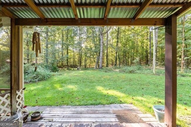 Building Photo - 127 Circle H Dr