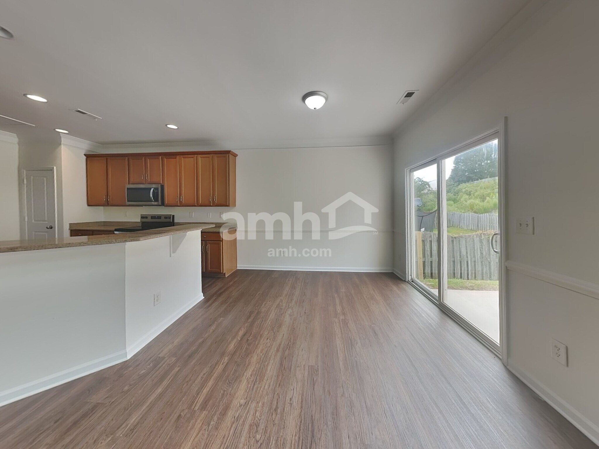 Building Photo - 6137 Kilchurn Dr