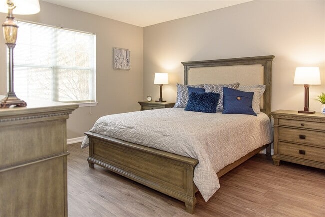 Building Photo - 1609 Hill Park Ct