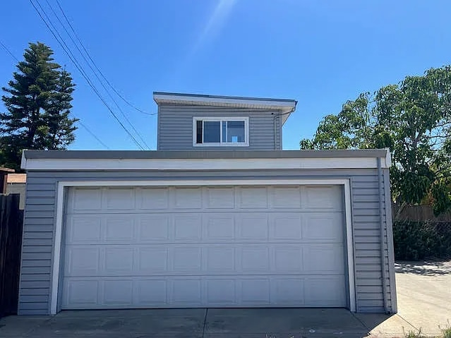 Building Photo - 121 Marnell Ave