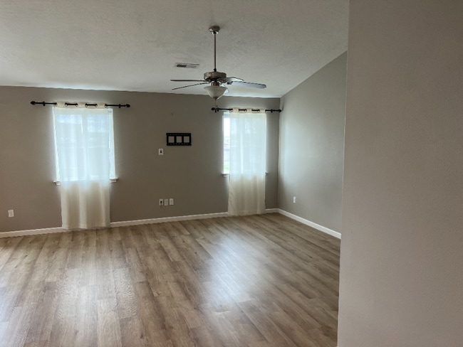 Building Photo - 6109 Basalt Falls Dr