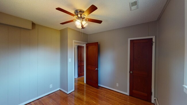 Building Photo - 505 Brooke Ave