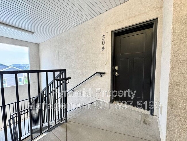 Building Photo - 4216 W 1530 N
