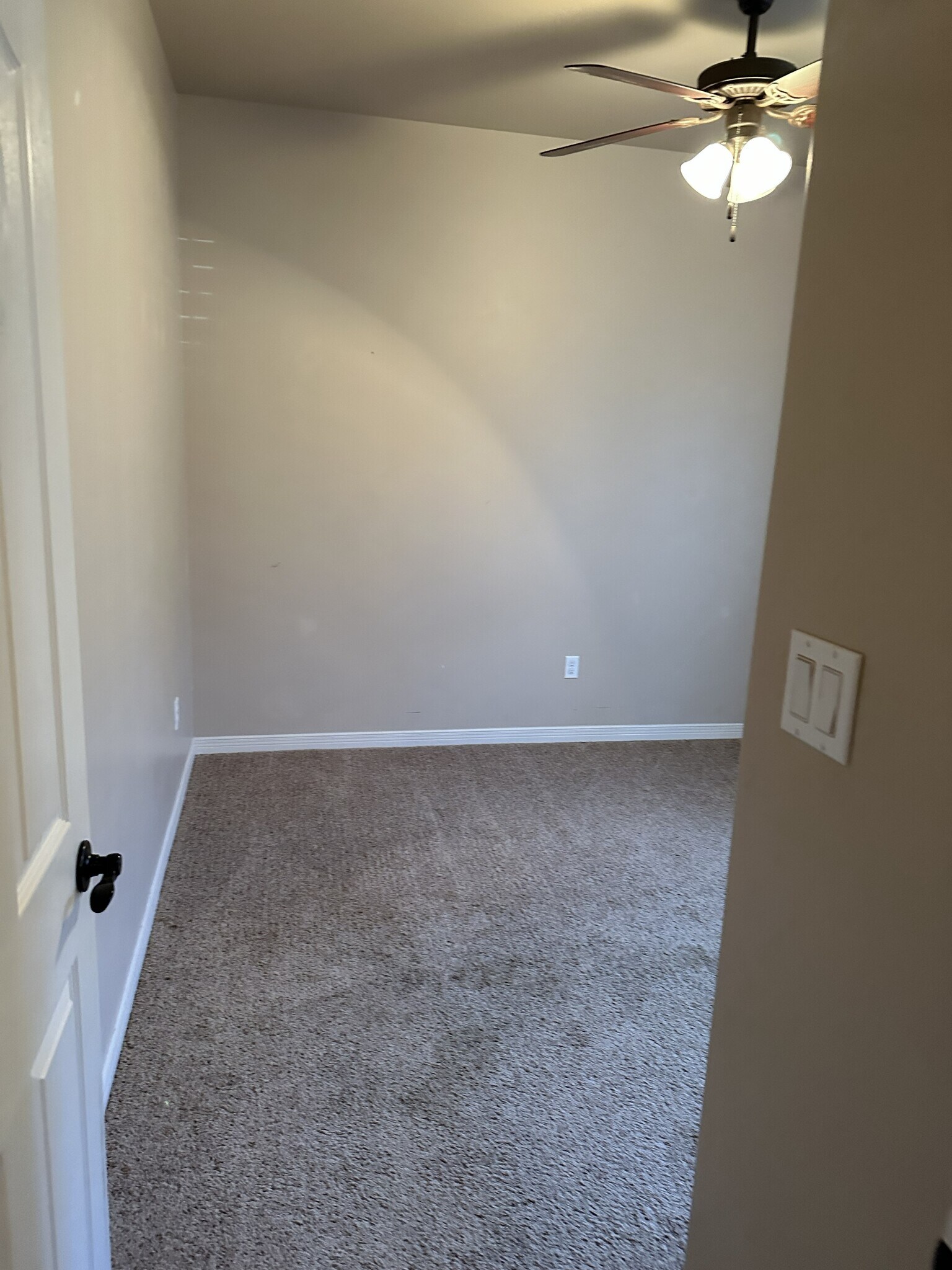 Building Photo - 7470 Sierra Linda Ct