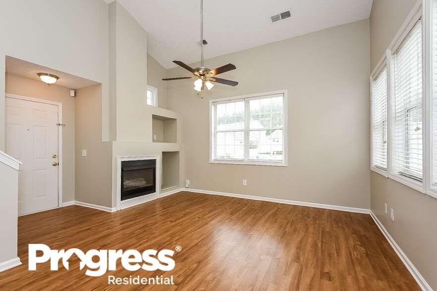 Building Photo - 160 Windcroft Cir NW