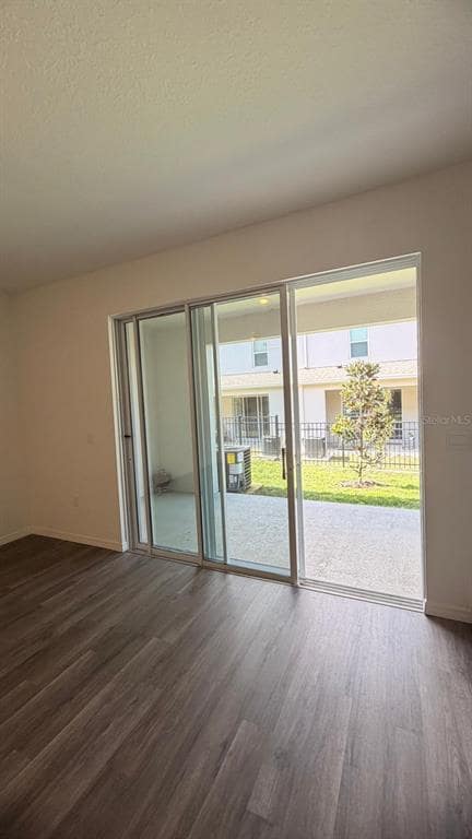 Building Photo - 2617 Olympic Ct