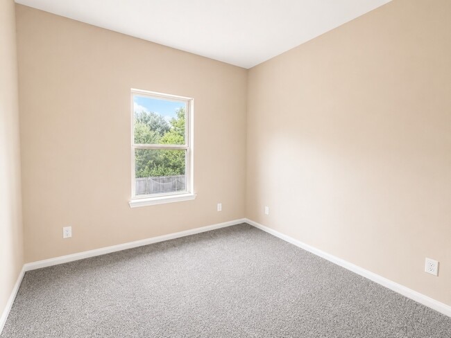 Building Photo - 3986 Avenue B
