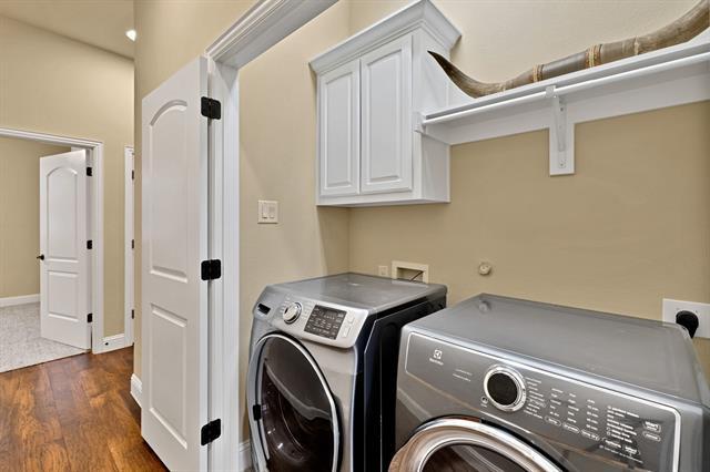 Building Photo - 1224 Pebblebrook Dr