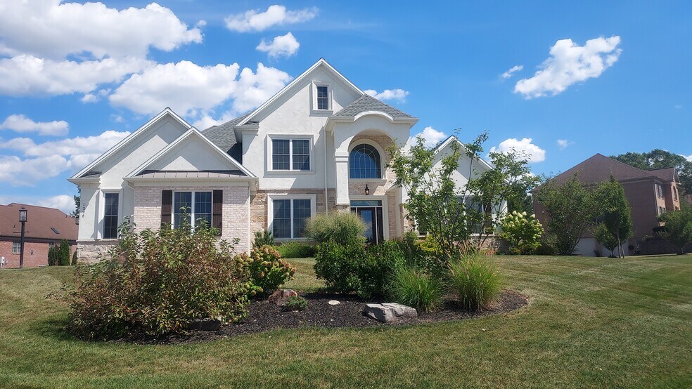 Building Photo - 1295 Needham Cir E