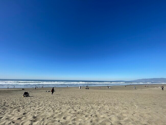 Building Photo - 1798 39th Ave