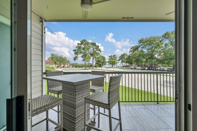 Building Photo - 12800 Melville Dr