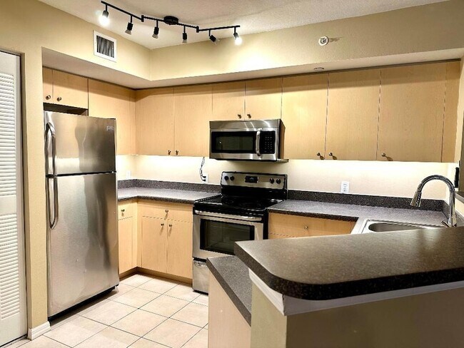 Building Photo - 4151 San Marino Blvd