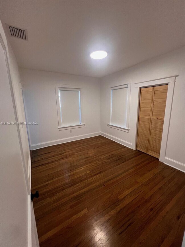 Building Photo - 2272 SW 11th Terrace