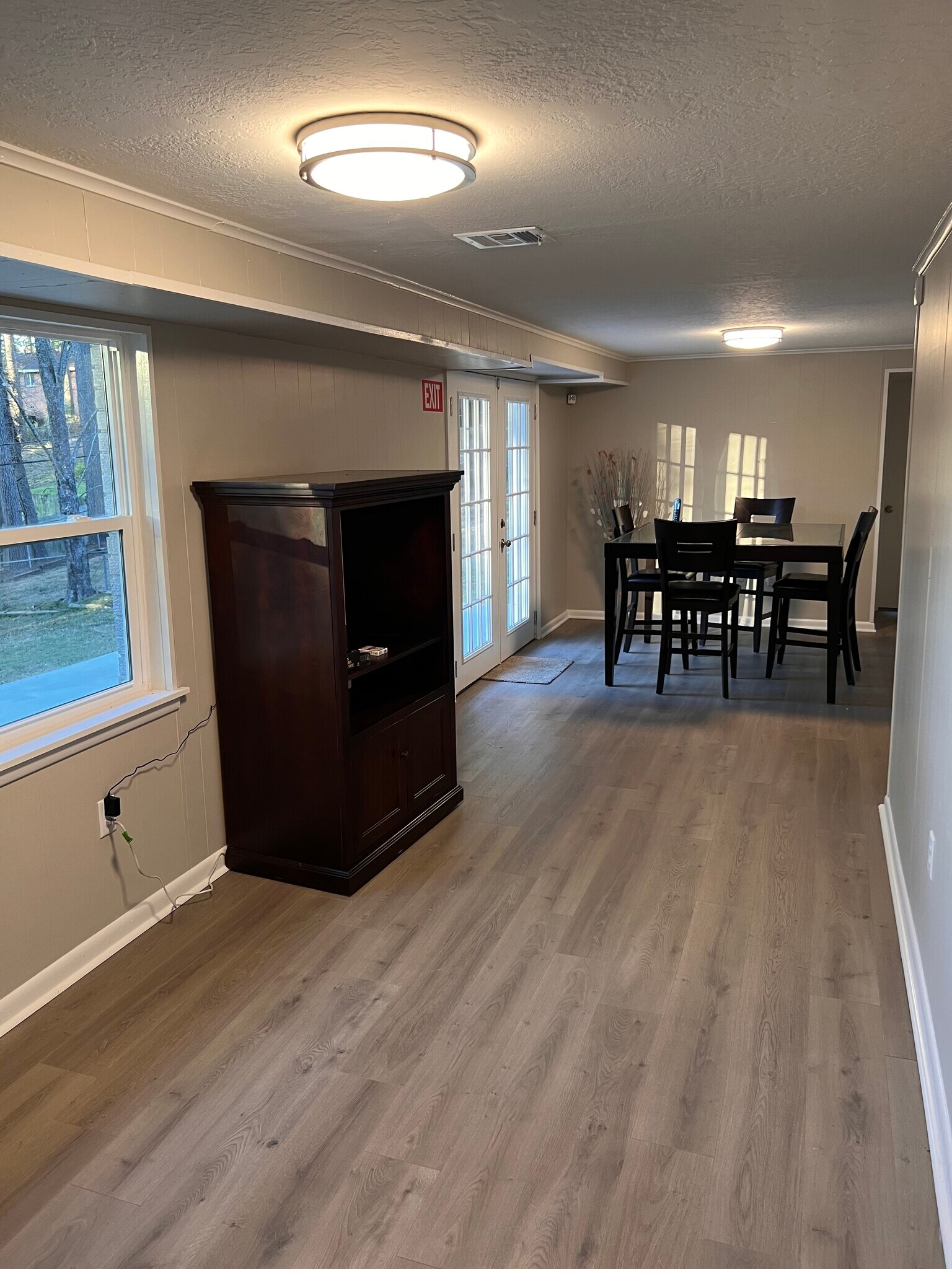 Building Photo - 37 Glenmere Dr