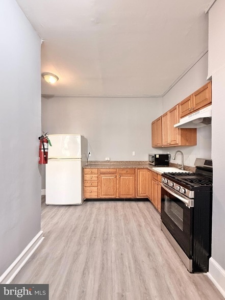 Building Photo - 840 Cumberland St