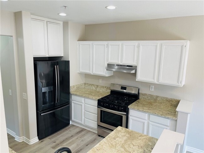Building Photo - 26154 Williams Way