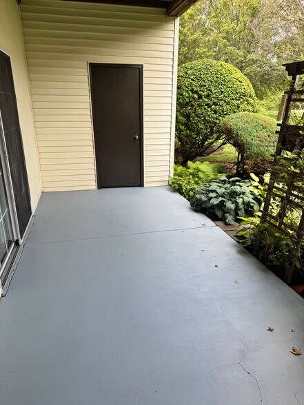 Covered patio - 416 Westridge Dr