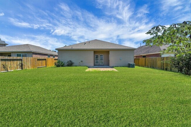 Building Photo - 30719 W Lost Creek Blvd