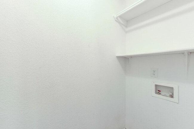 Building Photo - COMING SOON !